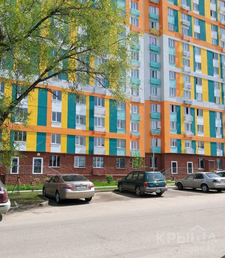 Akvarel Apartment Near Adk Алма Ата Екстериор снимка